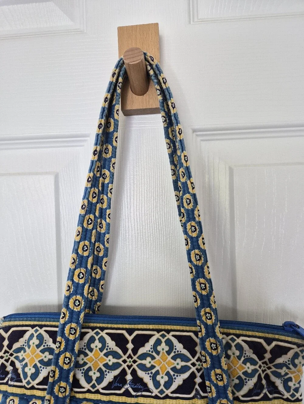 Vera Bradley Little Betsy Bag Riviera Blue Quilted Cotton Zip Tote Shoulder Bag